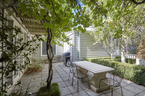 Mews Cottages - Yamba Accommodation 1