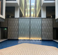 MidnightBraddon Modern Executive Apt Pool Sauna Secure Parking Wine - Yamba Accommodation