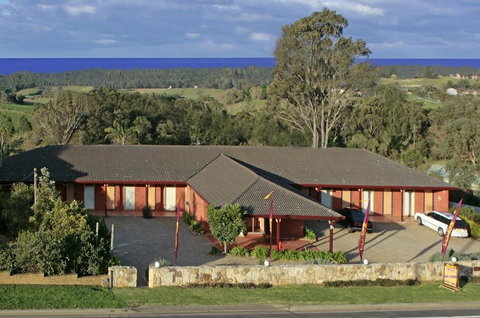 Milton Village Motel - Yamba Accommodation 0