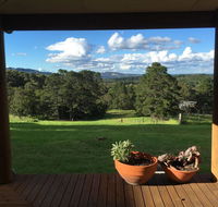 Mirradong Cottage - Yamba Accommodation