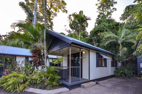 Mission Beach Hideaway Holiday Village - Yamba Accommodation 2