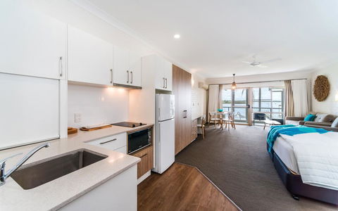 Moby Dick Waterfront Resort Motel - Yamba Accommodation 3