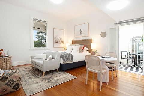Modern And Cosy Inner West Apartment - Yamba Accommodation 0