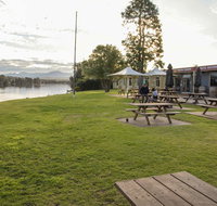 Moruya Waterfront Hotel Motel