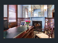 Mount Victoria Manor