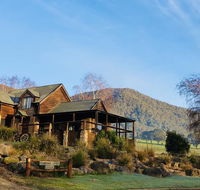 Mountain Grass Lodge 2 bedroom - Yamba Accommodation