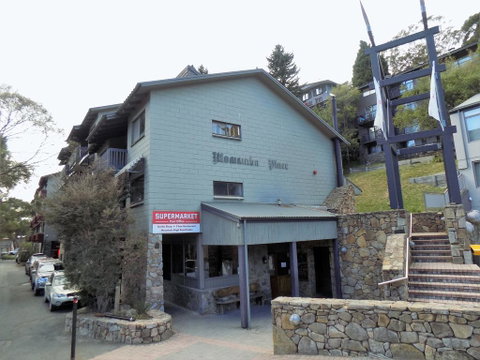 Mowamba B2 Three Bedroom - Yamba Accommodation 3