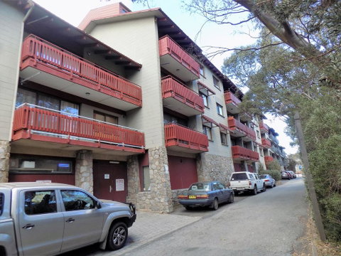 Mowamba E1 - Yamba Accommodation 1