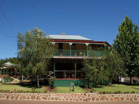 Nelsons Of Bridgetown - Yamba Accommodation 0