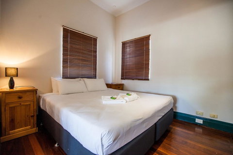 Captain Stirling Hotel - Yamba Accommodation 28