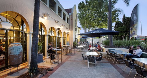 Captain Stirling Hotel - Yamba Accommodation 5
