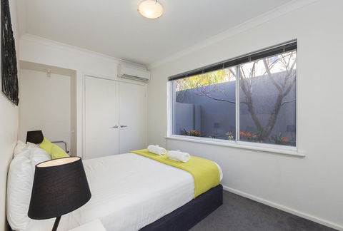 Cottesloe Beach House II - Yamba Accommodation 13