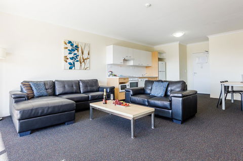 Perth Ascot Central Apartment Hotel Official - Yamba Accommodation 1