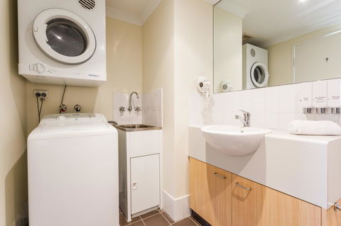 Perth Ascot Central Apartment Hotel Official - Yamba Accommodation 19