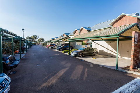 Perth Ascot Central Apartment Hotel Official - Yamba Accommodation 6