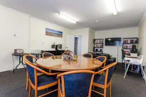 Perth Ascot Central Apartment Hotel Official - Yamba Accommodation 32