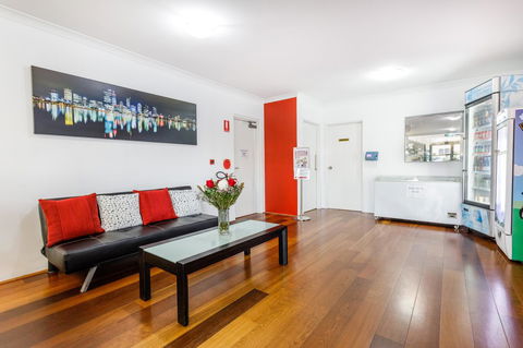 Perth Ascot Central Apartment Hotel Official - Yamba Accommodation 8