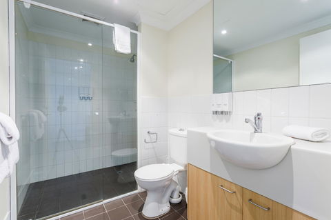 Perth Ascot Central Apartment Hotel Official - Yamba Accommodation 12
