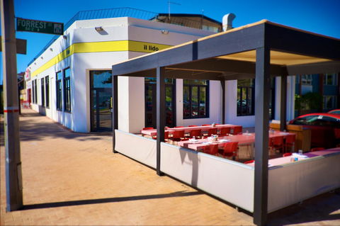 Cottesloe Artist's Beach Retreat - Yamba Accommodation 7