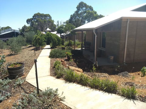 Hotham Ridge Estate - Yamba Accommodation 14