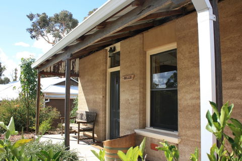 Hotham Ridge Estate - Yamba Accommodation 0
