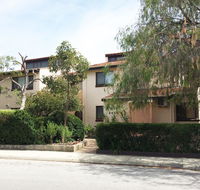 Kenata-Fairway - Yamba Accommodation