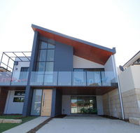 Sunset Place Apartments - Yamba Accommodation