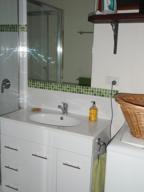 Gypsy Cottage - Yamba Accommodation 6