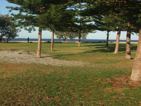 Gypsy Cottage - Yamba Accommodation 12