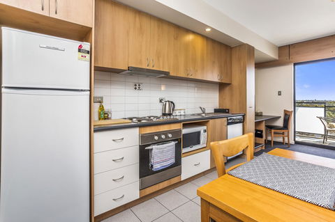 508 Stupendous Sunsets & Views Pool Gym Parking - Yamba Accommodation 19