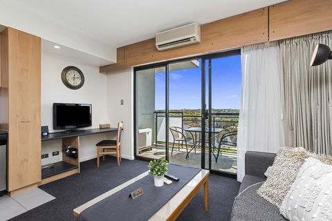 508 Stupendous Sunsets & Views Pool Gym Parking - Yamba Accommodation 5