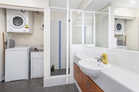 508 Stupendous Sunsets & Views Pool Gym Parking - Yamba Accommodation 23
