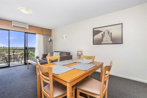 508 Stupendous Sunsets & Views Pool Gym Parking - Yamba Accommodation 8