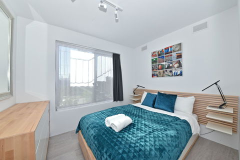 Cottesloe Apartment Close To Beach - Yamba Accommodation 1