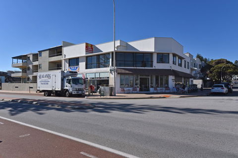 Cottesloe Apartment Close To Beach - Yamba Accommodation 25