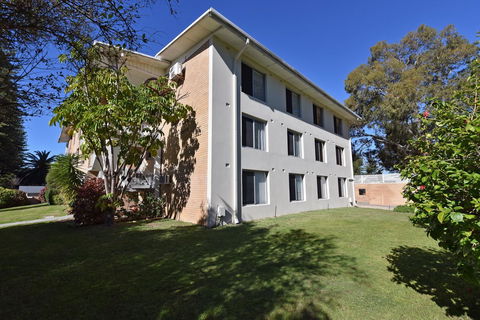Cottesloe Apartment Close To Beach - Yamba Accommodation 28