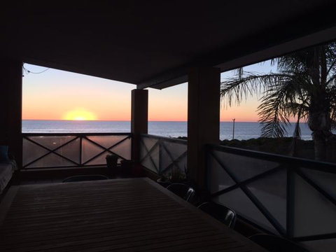 Surf Views - Yamba Accommodation 0