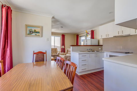 Brilliant, Neat, Convenient, Family-friendly House - Yamba Accommodation 3