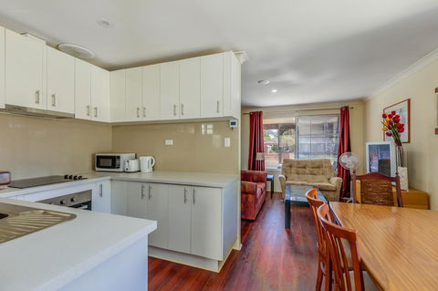 Brilliant, Neat, Convenient, Family-friendly House - Yamba Accommodation 4