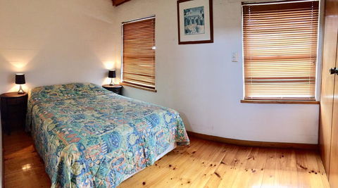 Cottesloe Beach Chalets - Yamba Accommodation 7