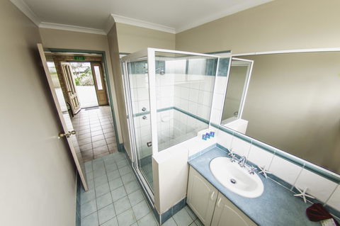 Esperance Foreshore Apartments - Yamba Accommodation 37