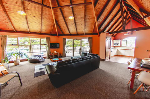 Esperance Foreshore Apartments - Yamba Accommodation 20