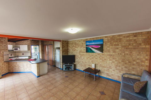 Esperance Foreshore Apartments - Yamba Accommodation 5