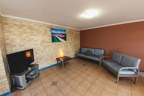Esperance Foreshore Apartments - Yamba Accommodation 42
