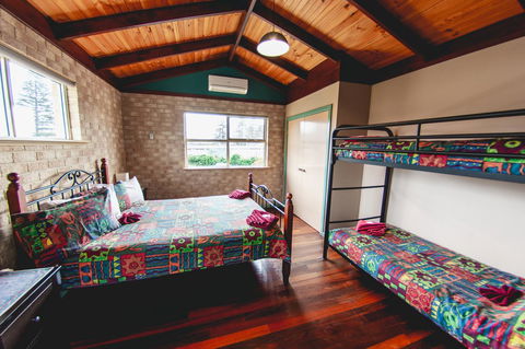 Esperance Foreshore Apartments - Yamba Accommodation 31