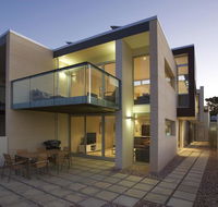Alouarn Apartments - Yamba Accommodation