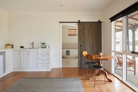 Margaret River Retreat - Yamba Accommodation 15