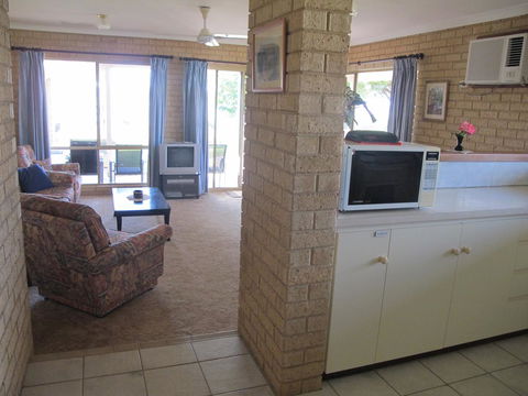 Kalbarri Riverfront Unit - Yamba Accommodation 15