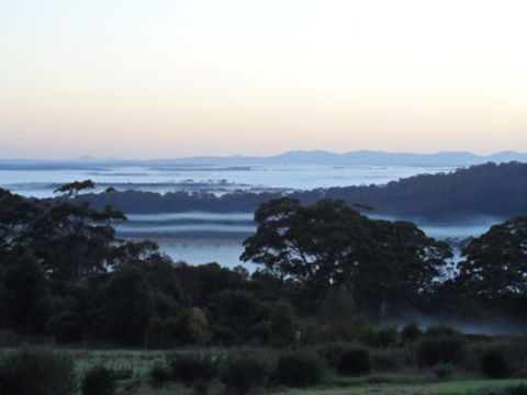 Tennessee Hill Chalets - Yamba Accommodation 1