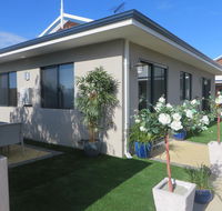Yunderup Kannie Kottage - Yamba Accommodation